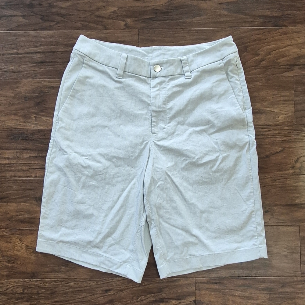 Lululemon Casual Flat Front Dressy Men's Grey Shorts Size 30